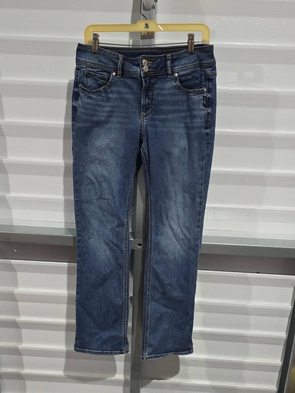 Silver Jeans Women's‎ Boot Cut Denim in Medium Blue Wash Size 31